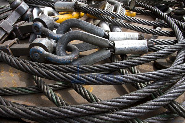 检测钢丝绳中心