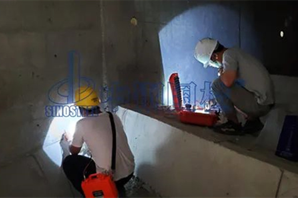 混凝土桥梁孔道压浆密实度检测