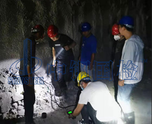 锚杆拉拔试验现场